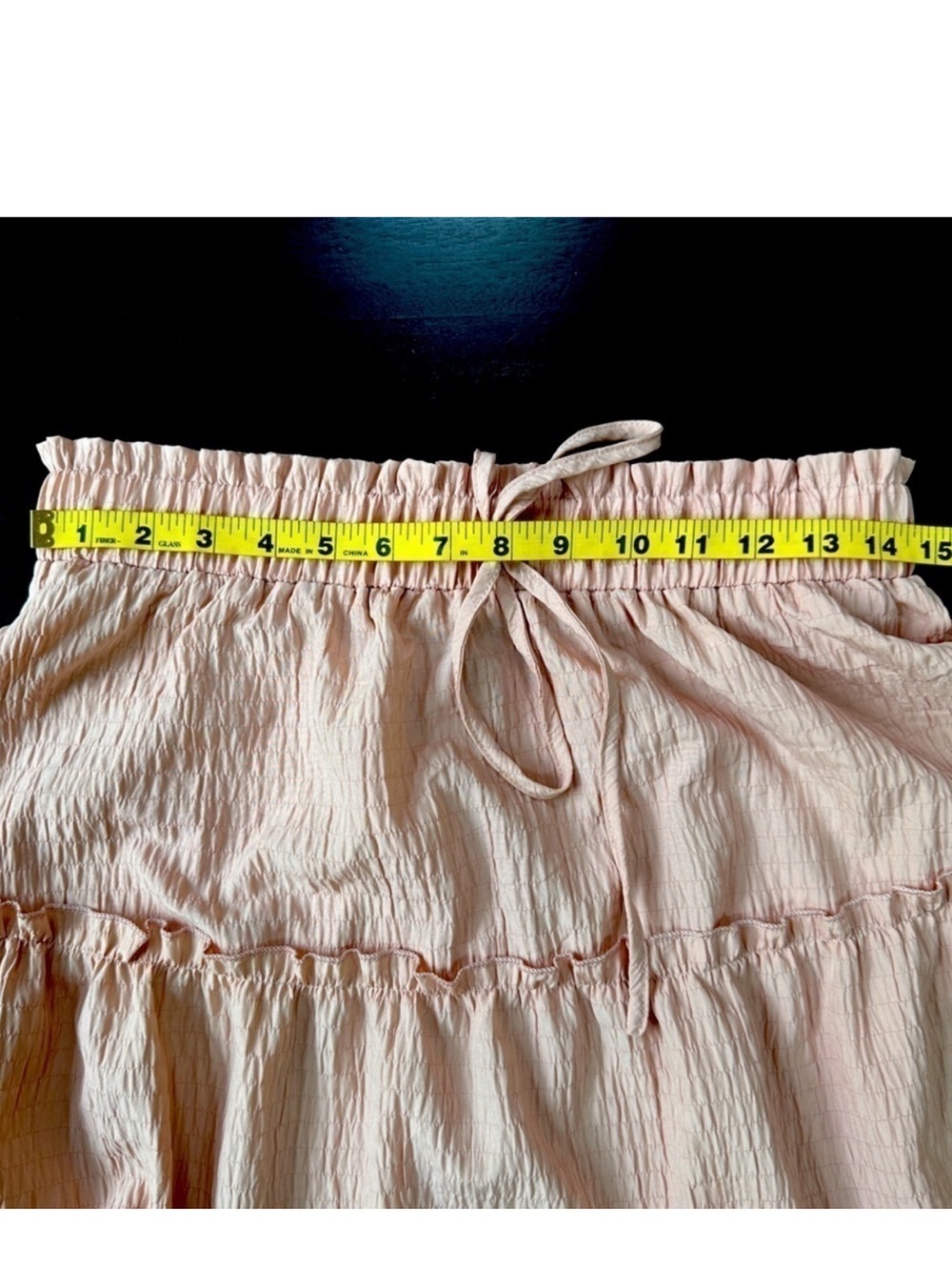 Ruffle tiered mini skirt in a pink crinkle fabric - Picture 4 of 7